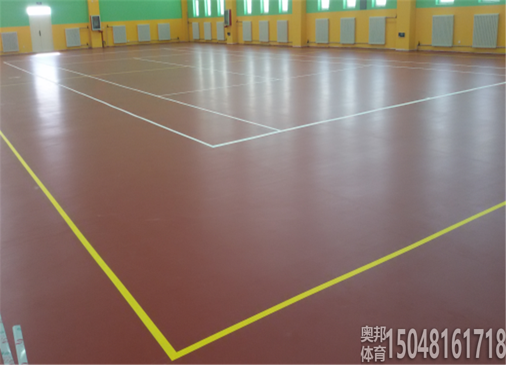 康巴什京能热电体育馆网球场地