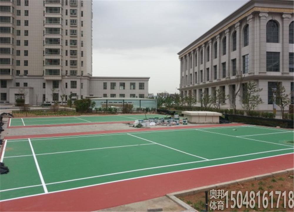 鄂尔多斯康巴什乌兰大酒店室外羽毛球场地
