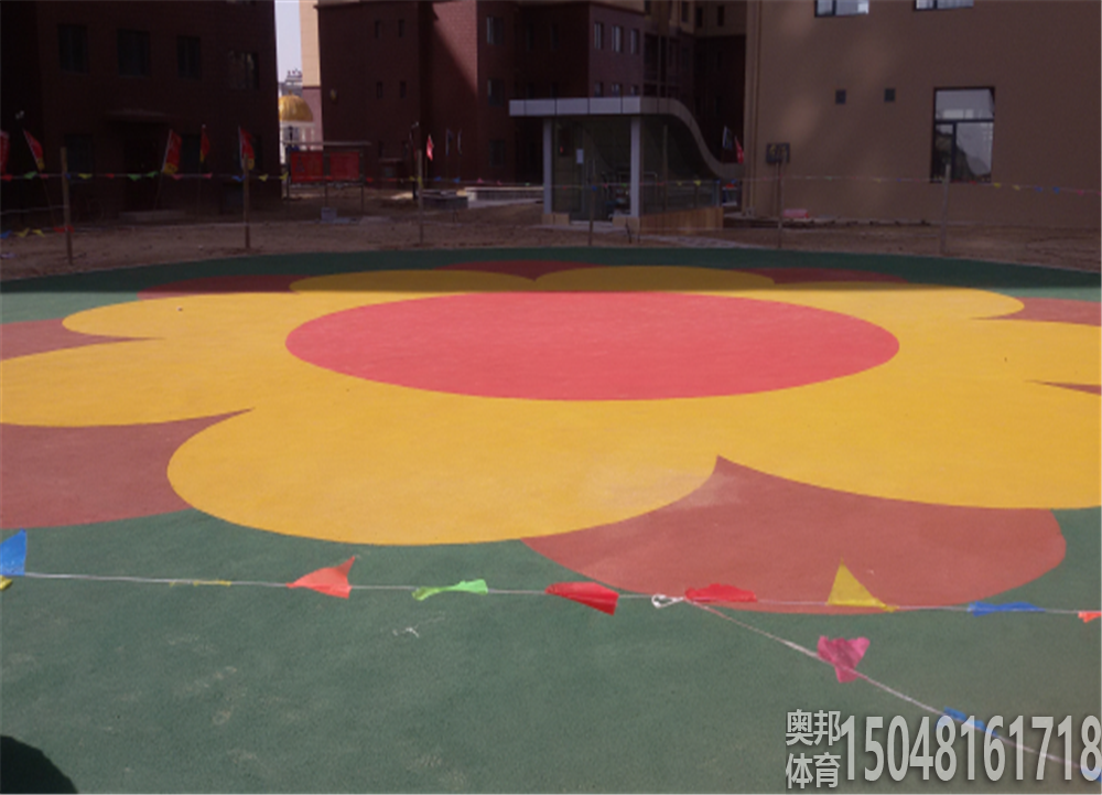 包头当代社区儿童娱乐设施地面